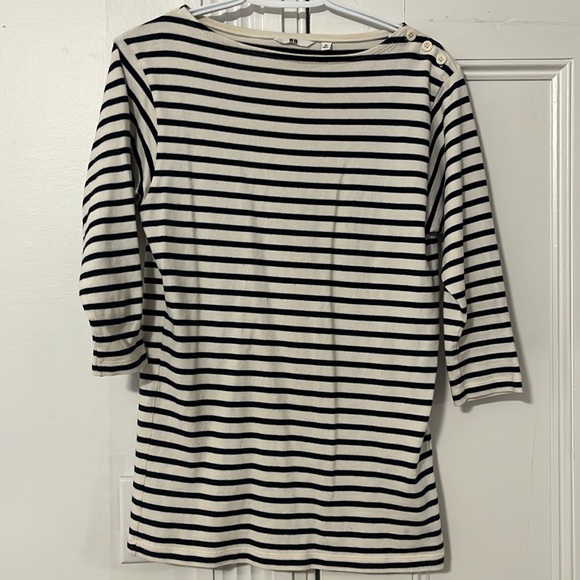 Uniqlo Striped Sweater - Picture 1 of 3